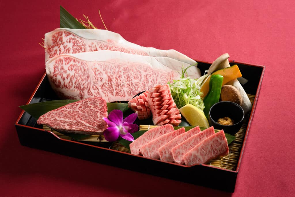 夏休みの札幌観光ディナーに。北海道和牛で特別な思い出を｜肉の割烹 田村 大通BISSE店
