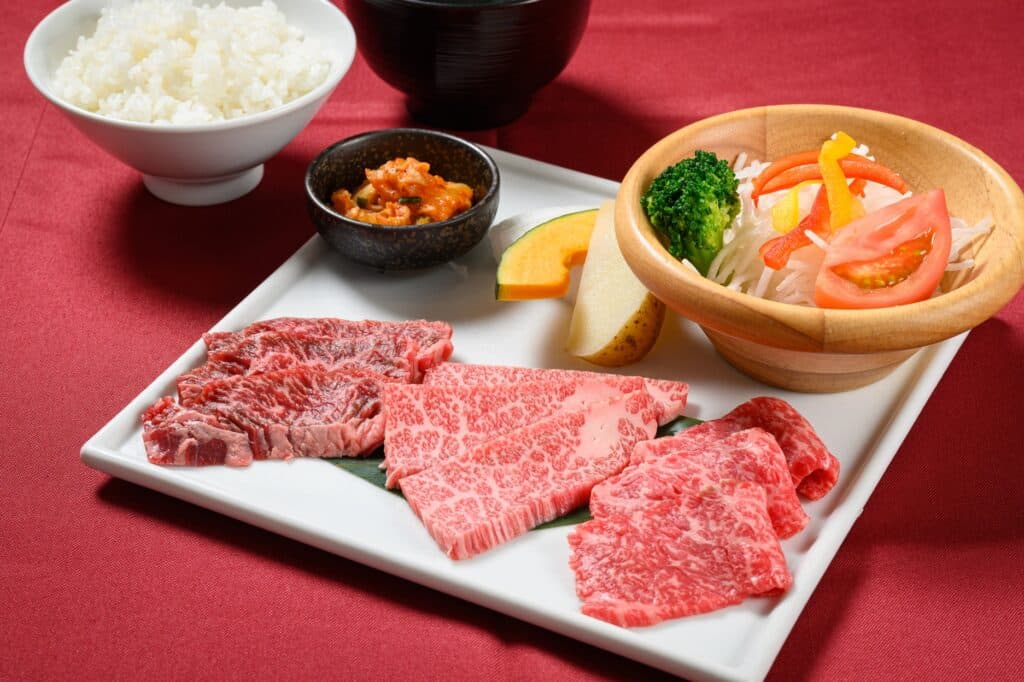 大通で焼肉ランチなら|11時から味わえる和牛の昼ごはん|肉の割烹 田村 大通BISSE店